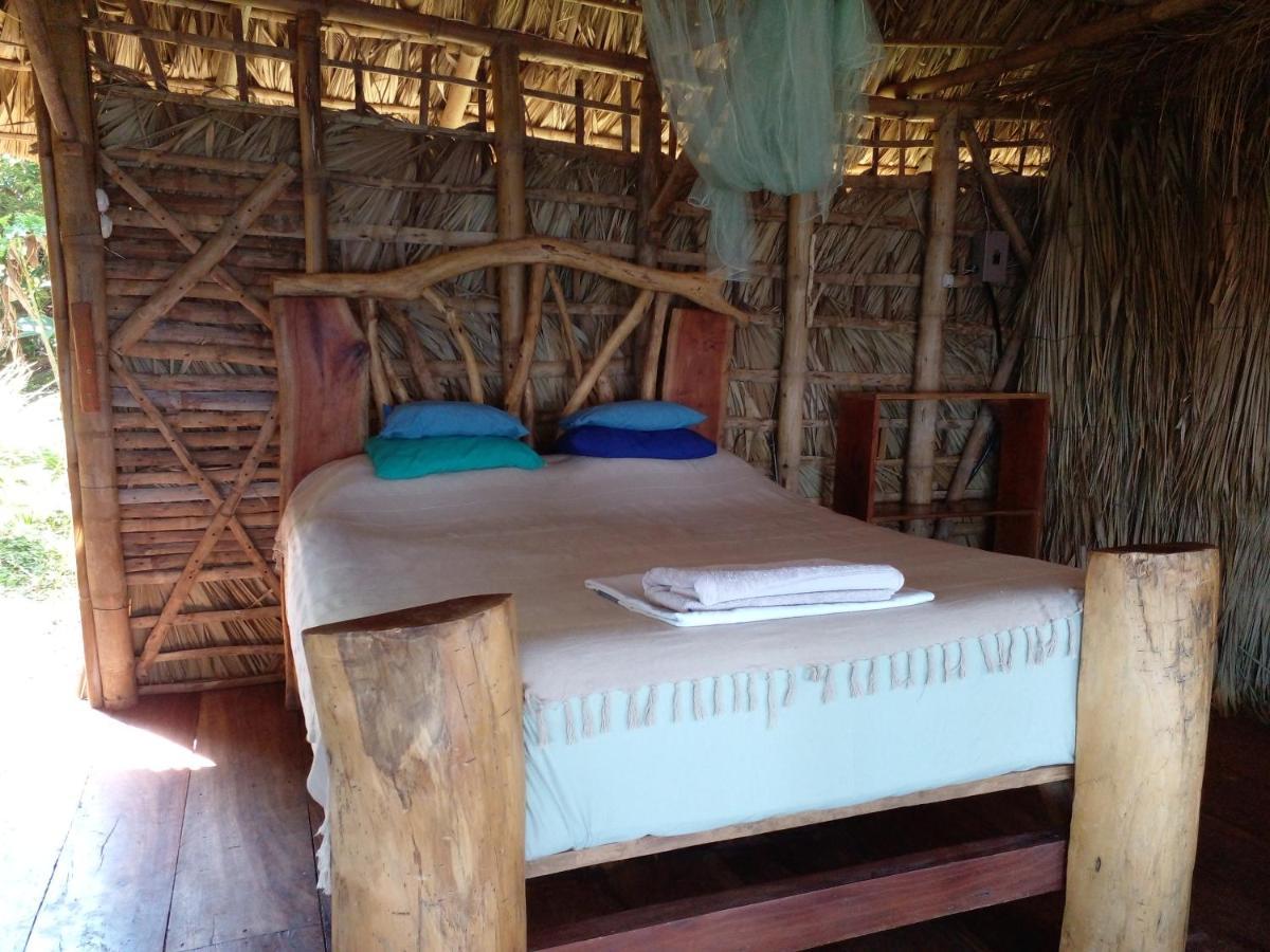 El Bamboo Cabins Balgue Exterior foto